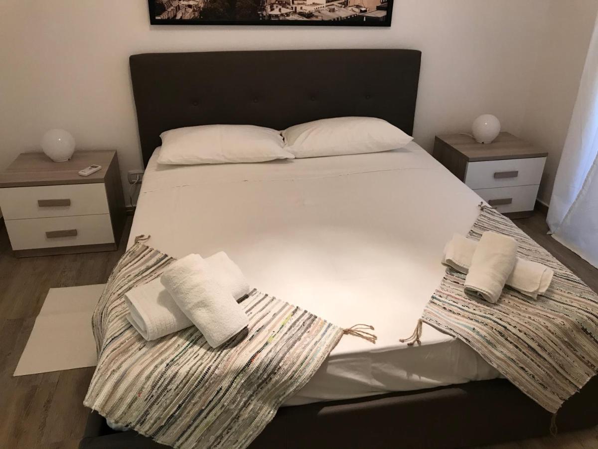 Apartment Domus Re Di Rom